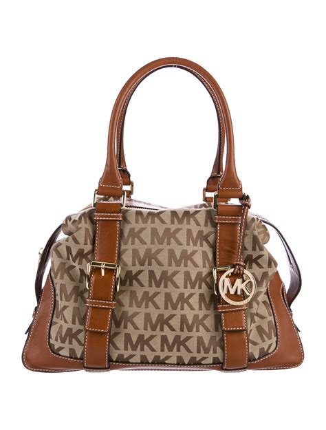 michael kors purse for women.